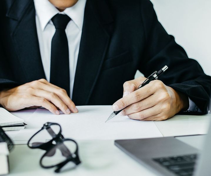 Anwalt für allgemeines Zivilrecht und Mietrecht im Raum Köln